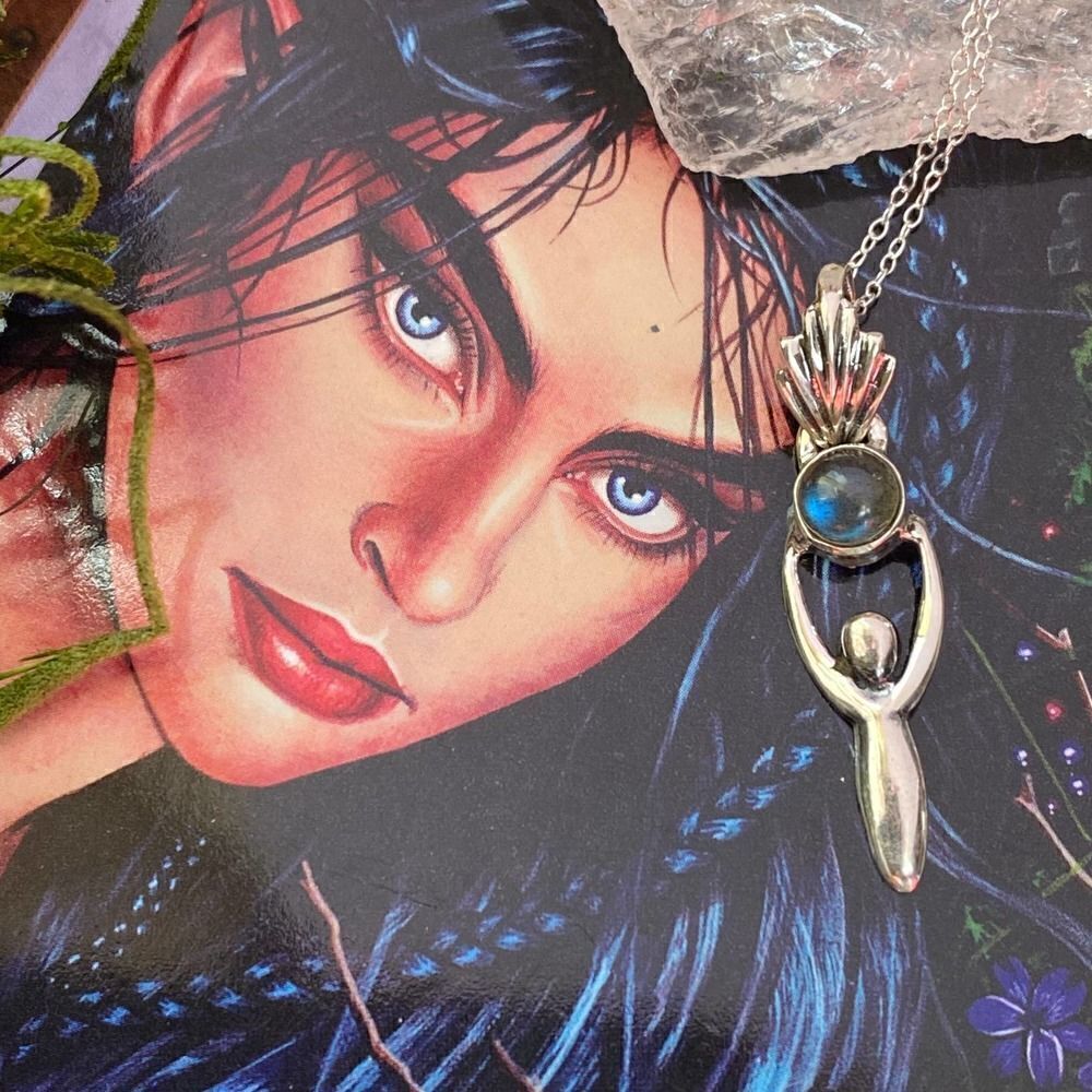 Labradorite Madagascar Sterling Silver Goddess Necklace